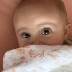 Lange Yukari Peach (70 x 70 cm)