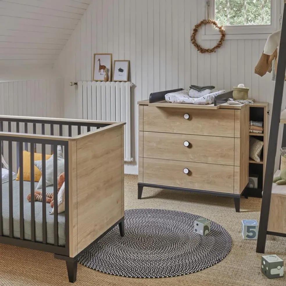 Lit bébé évolutif en chêne blond noir Marcel (70 x 140)