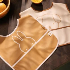 Lot de 2 bavoirs plastifiés Miffy Peekaboo Wild Rose