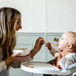 Lot de 2 cuillères silicone 1er âge avec boîte de transport Duo barbe à papa