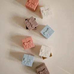 Lot de 4 jouets de bain Cadeau