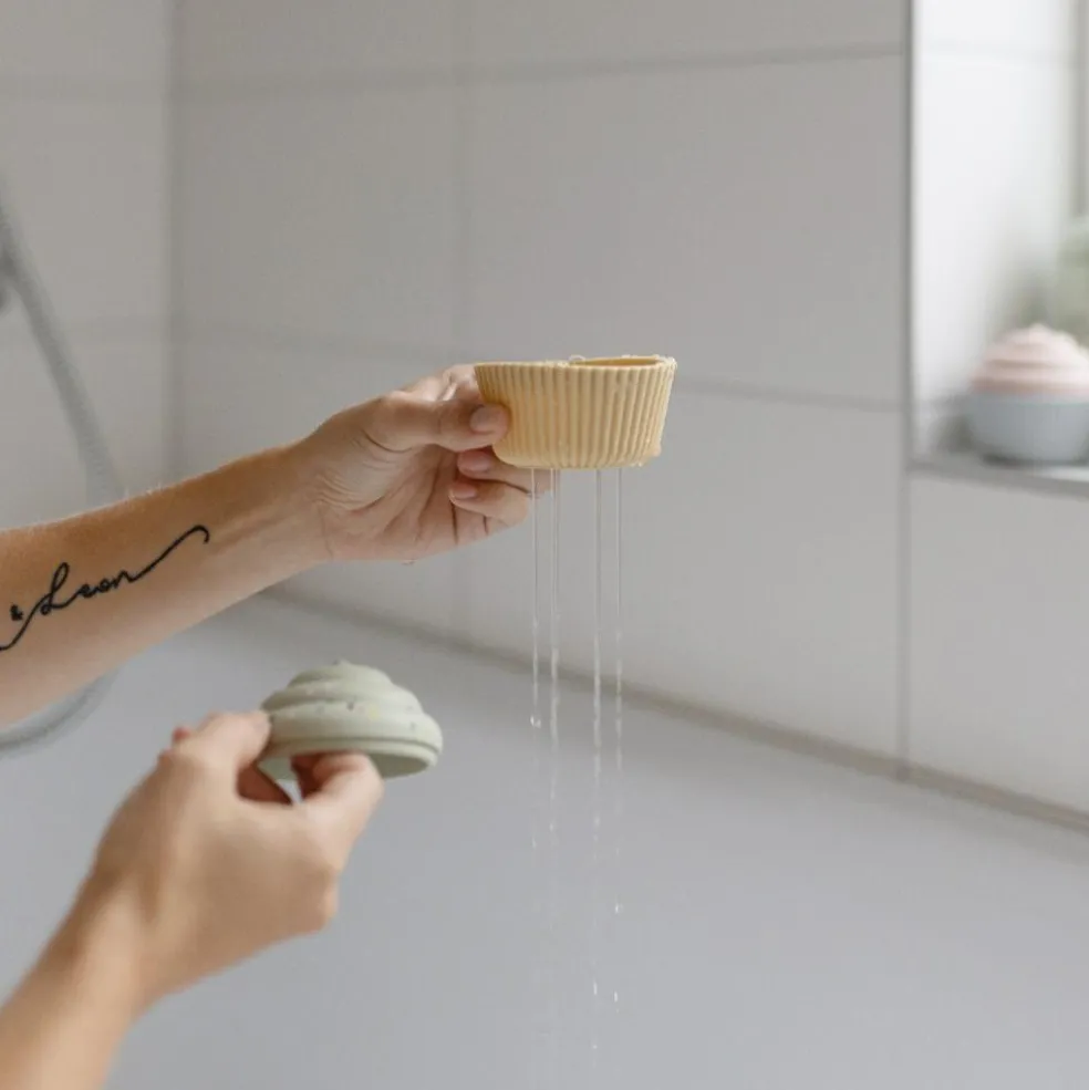 Lot de 4 jouets de bain Cupcake Mix and Max