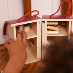 Ma ferme en bois et ses animaux