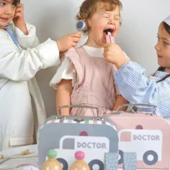 Malette de docteur rose