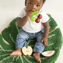 Mery la cerise en latex d'hévéa