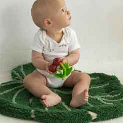 Mery la cerise en latex d'hévéa