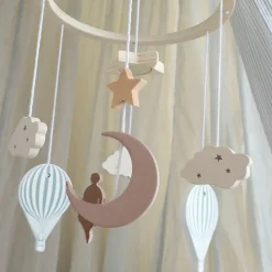 Mobile en bois pour berceau Dreamland