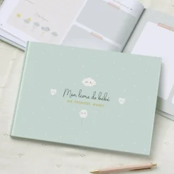 Mon livre de bébé, ma première année