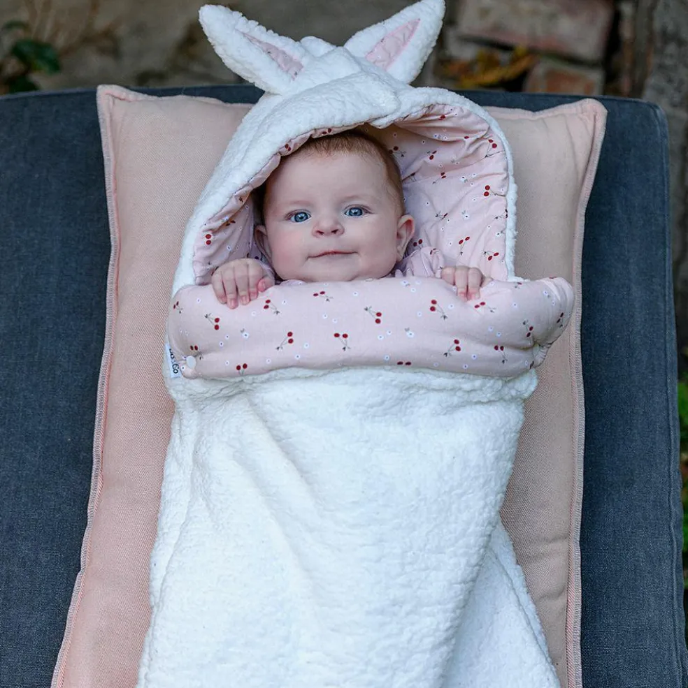 Nid d'ange en fourrure blanche Cerise (0-6 mois)