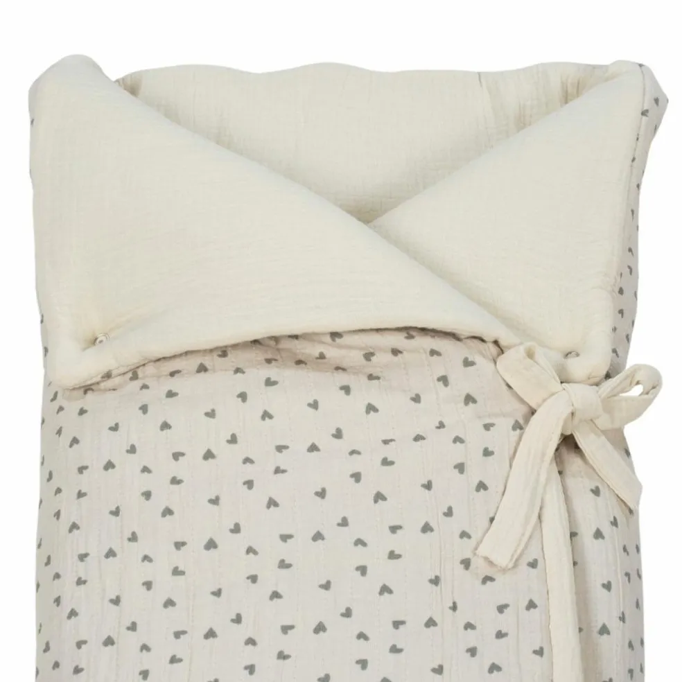 Nid d'ange et couverture Coeurs Poppy Mousse