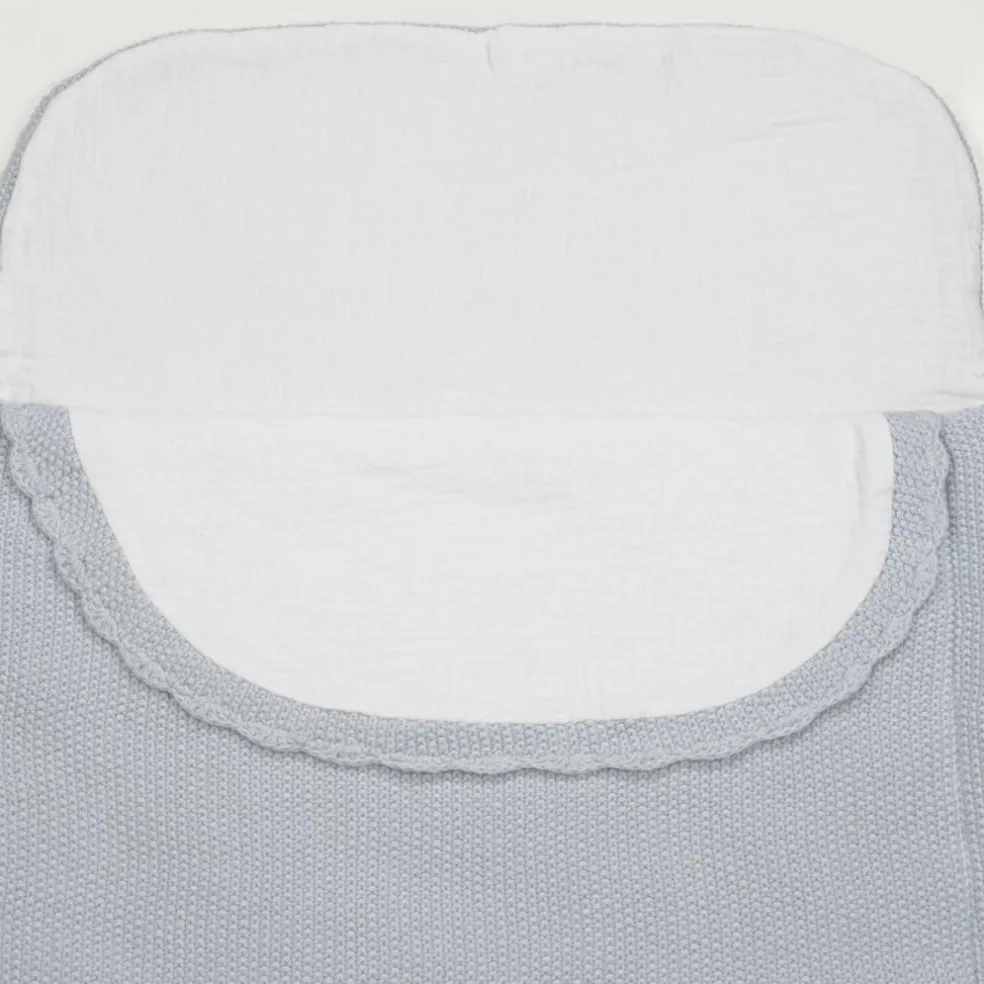 Nid d'ange tricot bleu