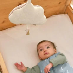 Nuage musical Little Universe tricoté beige-rose poudré