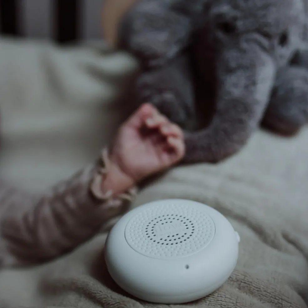 Peluche bruit blanc George l'éléphant gris