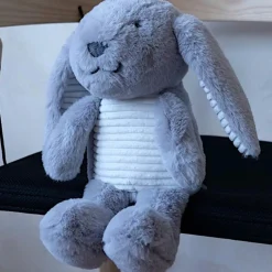 Peluche bruit blanc Milo le lapin gris