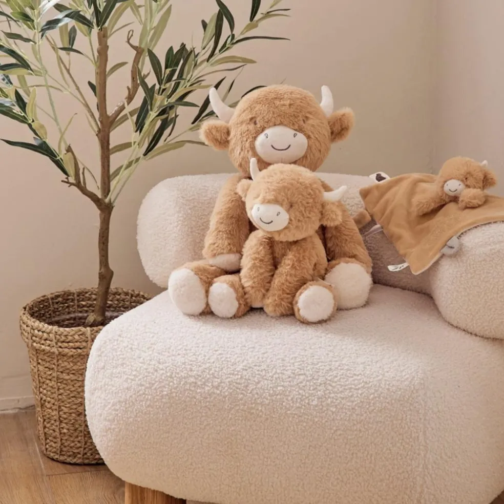 Peluche Small Fluffy Cow (25 cm)