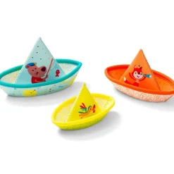 Petits bateaux flottants