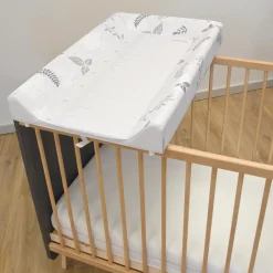 Plan à langer avec matelas gris (pour lits 60 x 120 cm et 70 x 140 cm)