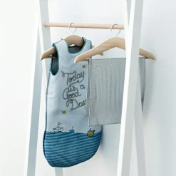 Portant à vêtements en bois de hêtre Essentiel blanc et beige