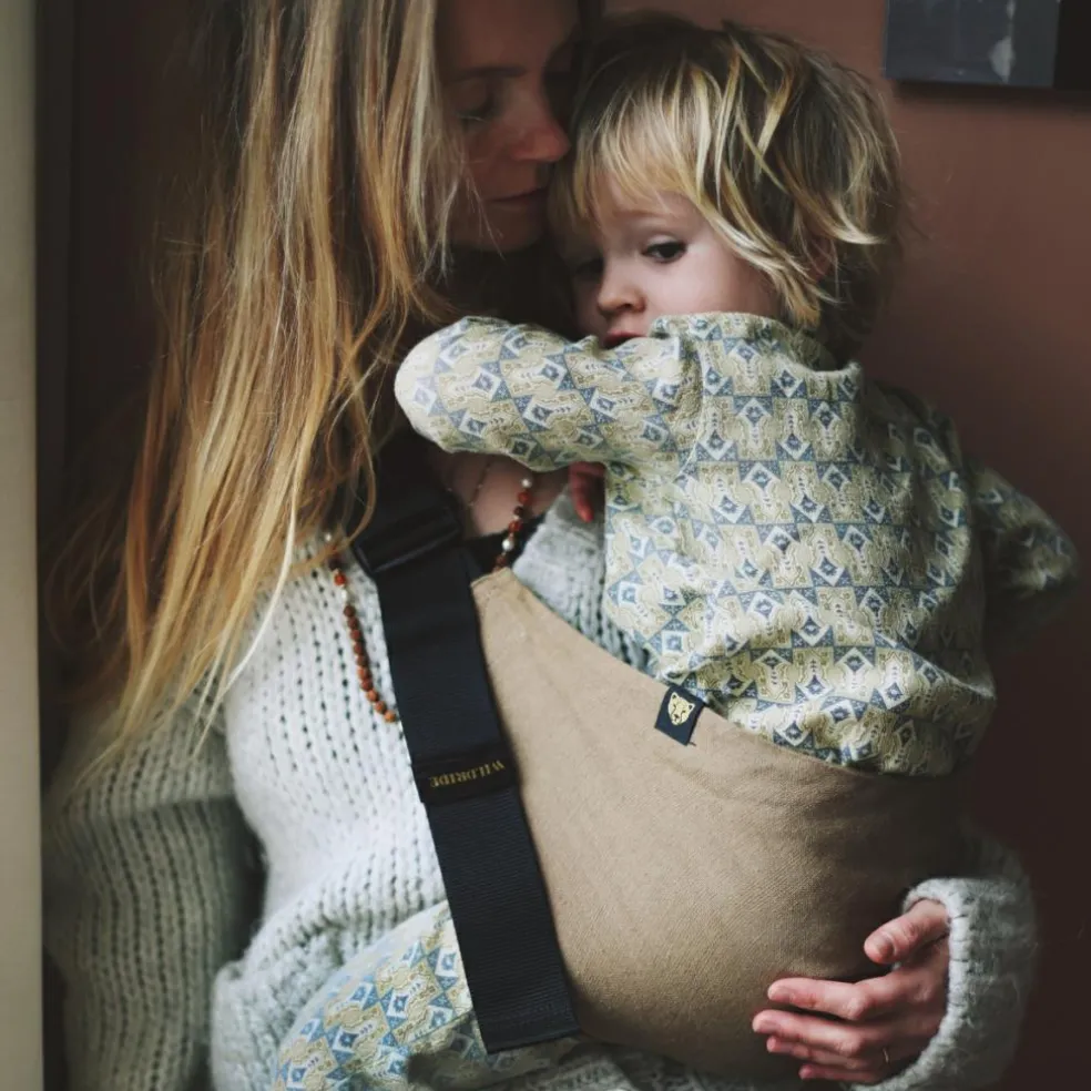 Porte bébé enfant en lin Camel