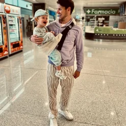 Porte bébé enfant en lin Sand