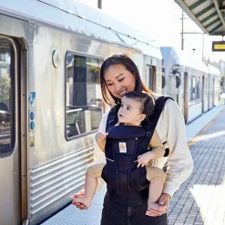 Porte bébé Omni Breeze noir onyx