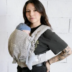 Porte bébé PhysioCarrier V2 Léopard