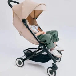 Poussette compacte Agis Almond Beige