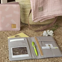 Protège carnet de santé blocks taupe