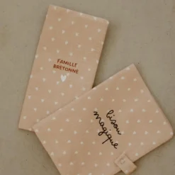 Protège carnet de santé Gaze Cœurs Beige (personnalisable)