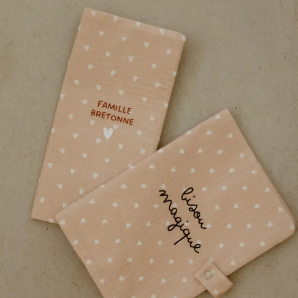 Protège carnet de santé Gaze Cœurs Beige (personnalisable)
