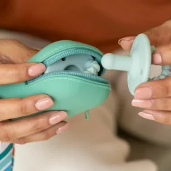 Range sucette silicone Paci Pod Vert clair