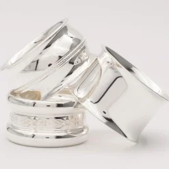 Rond de serviette Contemporaine personnalisable (métal argenté)