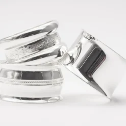 Rond de serviette Contemporaine personnalisable (métal argenté)