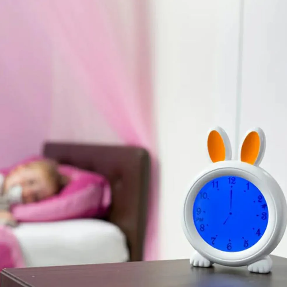 Réveil éducatif et veilleuse sleeptrainer lapin
