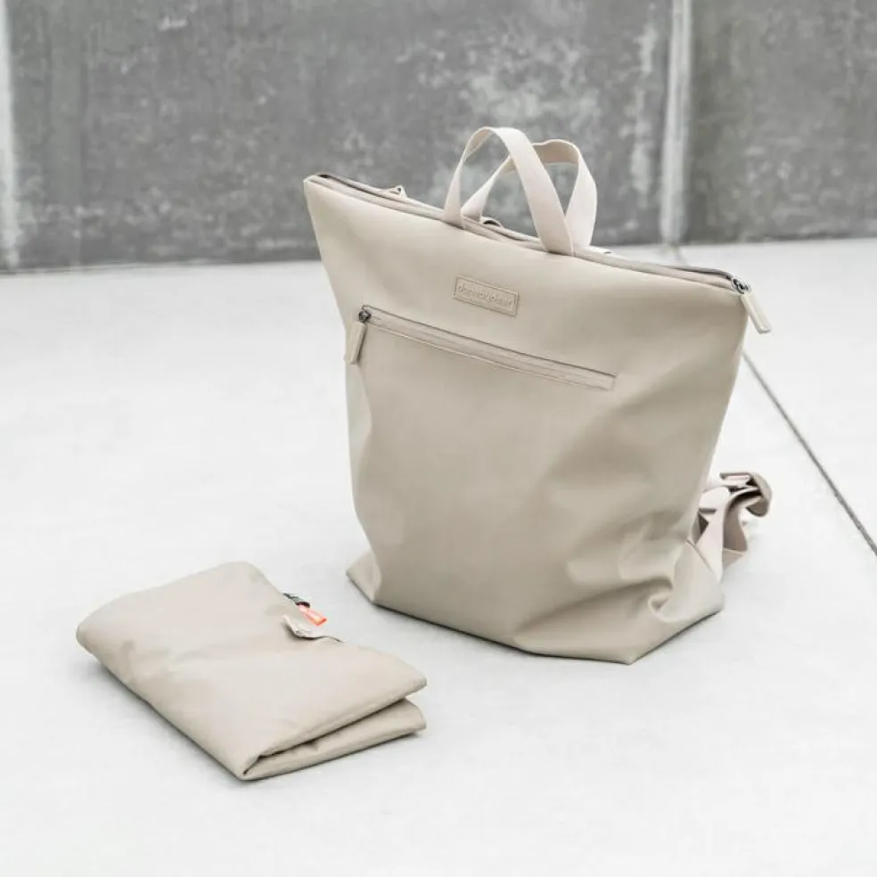 Sac à dos à langer sable