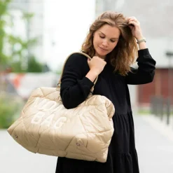 Sac à langer à anses Mommy bag matelassé beige