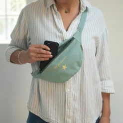 Sac banane vert amande (personnalisable)