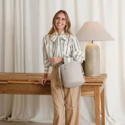 Sac Bucket Icon Smoke