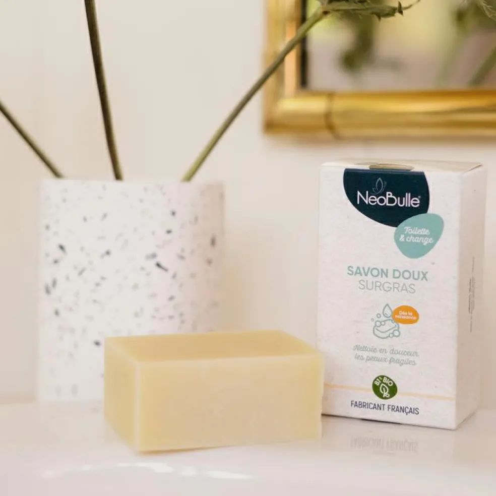 Savon Doux Surgras pour peaux sensibles bio (100 g)