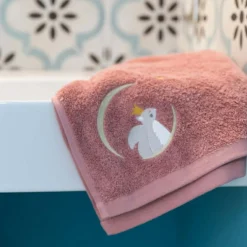 Serviette de bain brique écureuil personnalisable (70 x 140 cm)