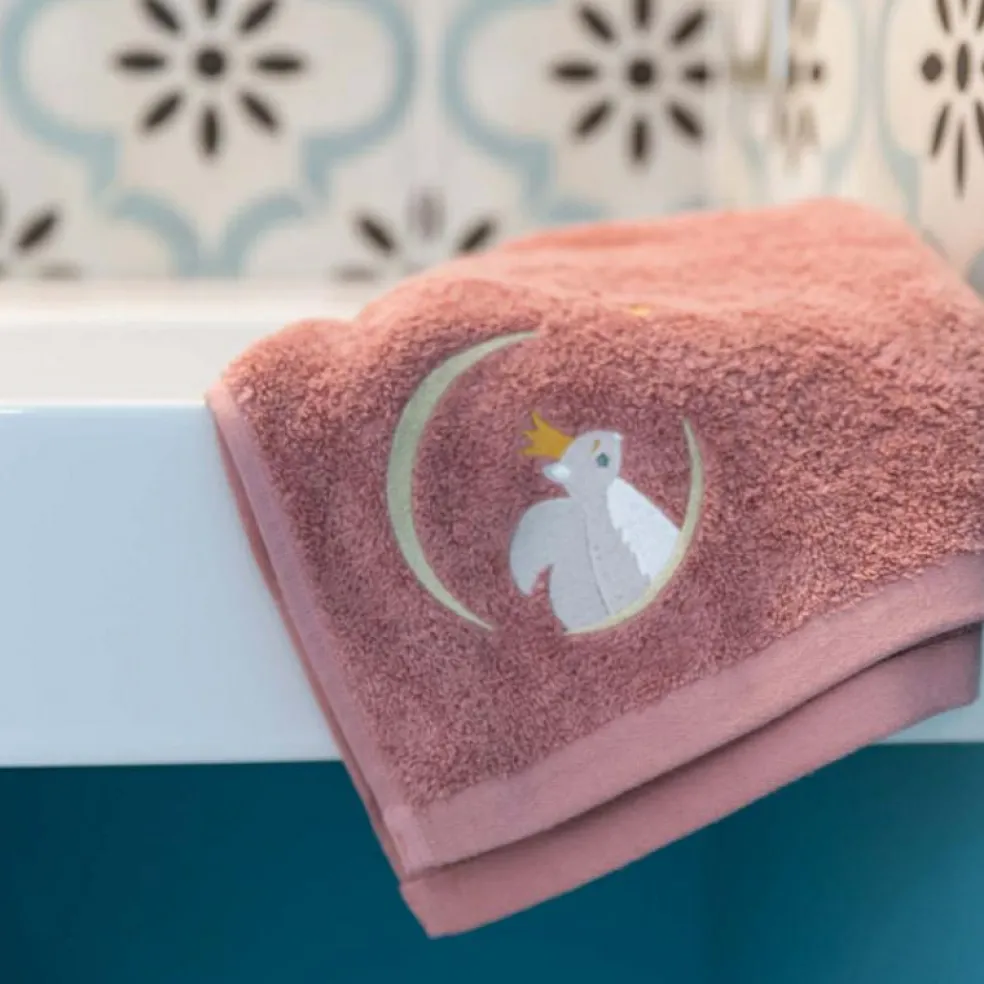 Serviette de bain brique écureuil personnalisable (70 x 140 cm)