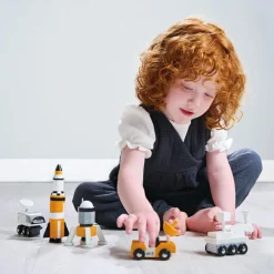 Set de 5 véhicules voyageurs de l'espace en bois