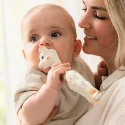 Sophie la girafe en boîte cadeau (18 cm)