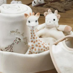 Sophie la girafe en boîte cadeau (18 cm)
