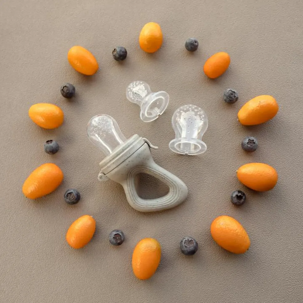 Sucette grignoteuse Averse avec 4 embouts