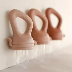 Sucette grignoteuse terracotta avec 4 embouts