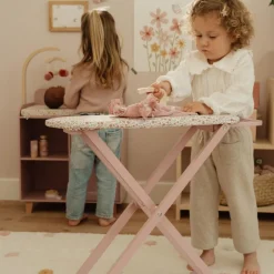 Table de repassage en bois