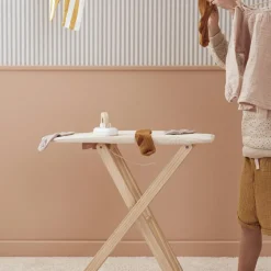 Table et fer à repasser en bois Kid's Hub