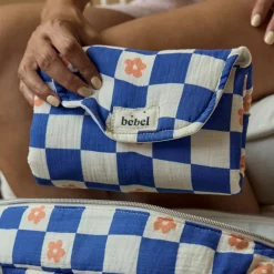 Tapis à langer Comme un bonbon Romy damier bleu