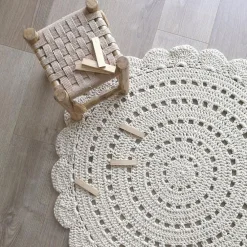 Tapis lavable rond Alma crochet écru lavable en machine (120 cm)